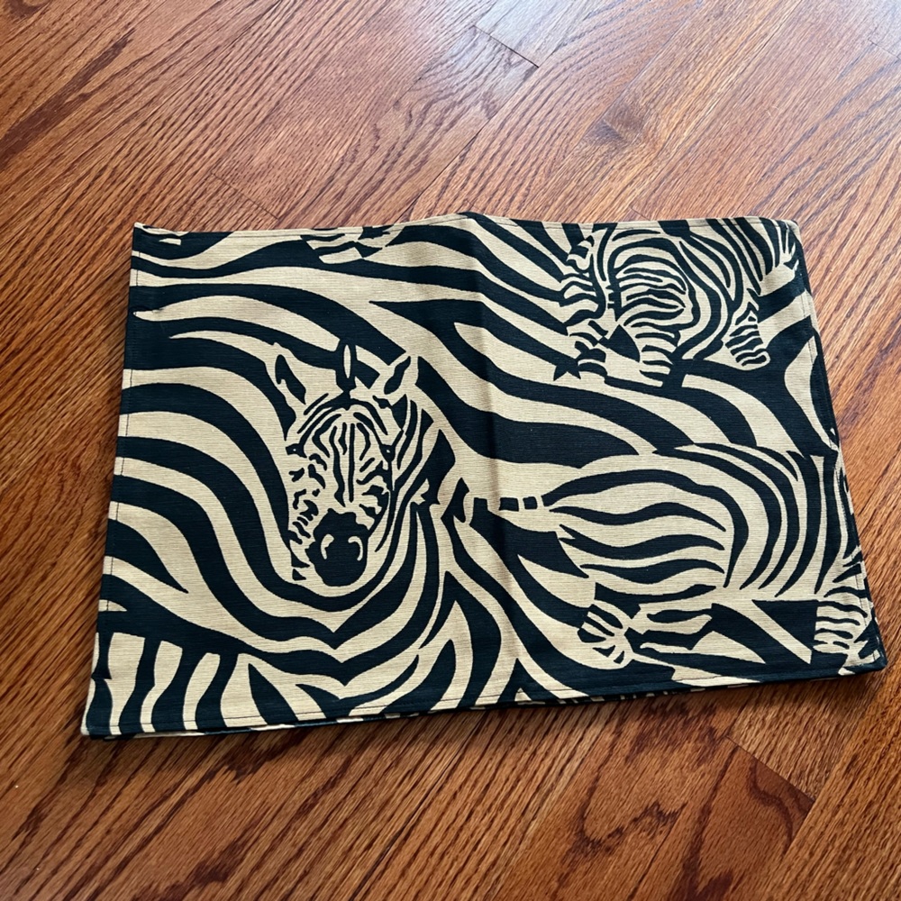 NWOT Zebra print handmade place mats set of 4. - Picture 4 of 6